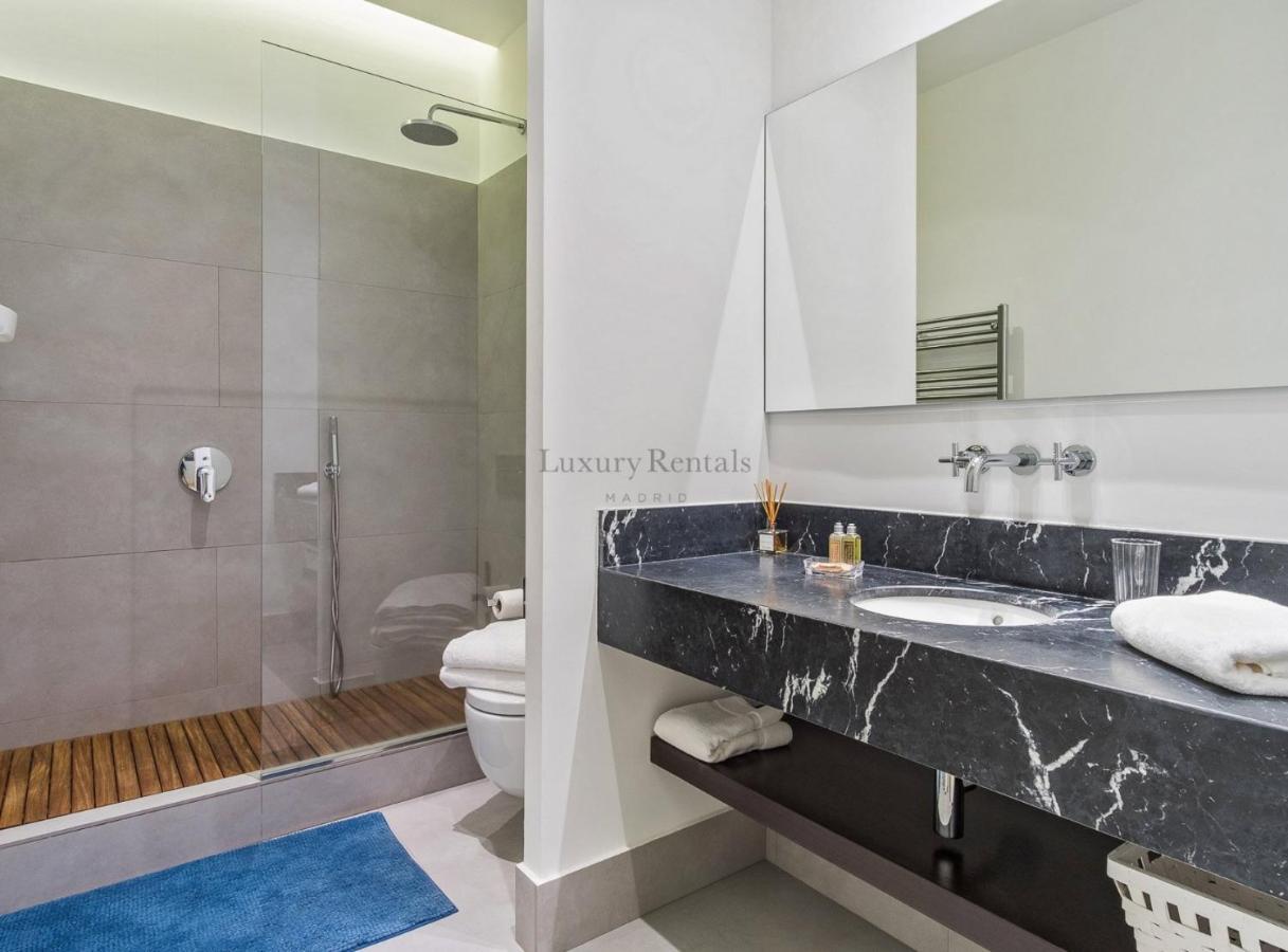 Bailen Palacio Real Apartment Madrid Ngoại thất bức ảnh